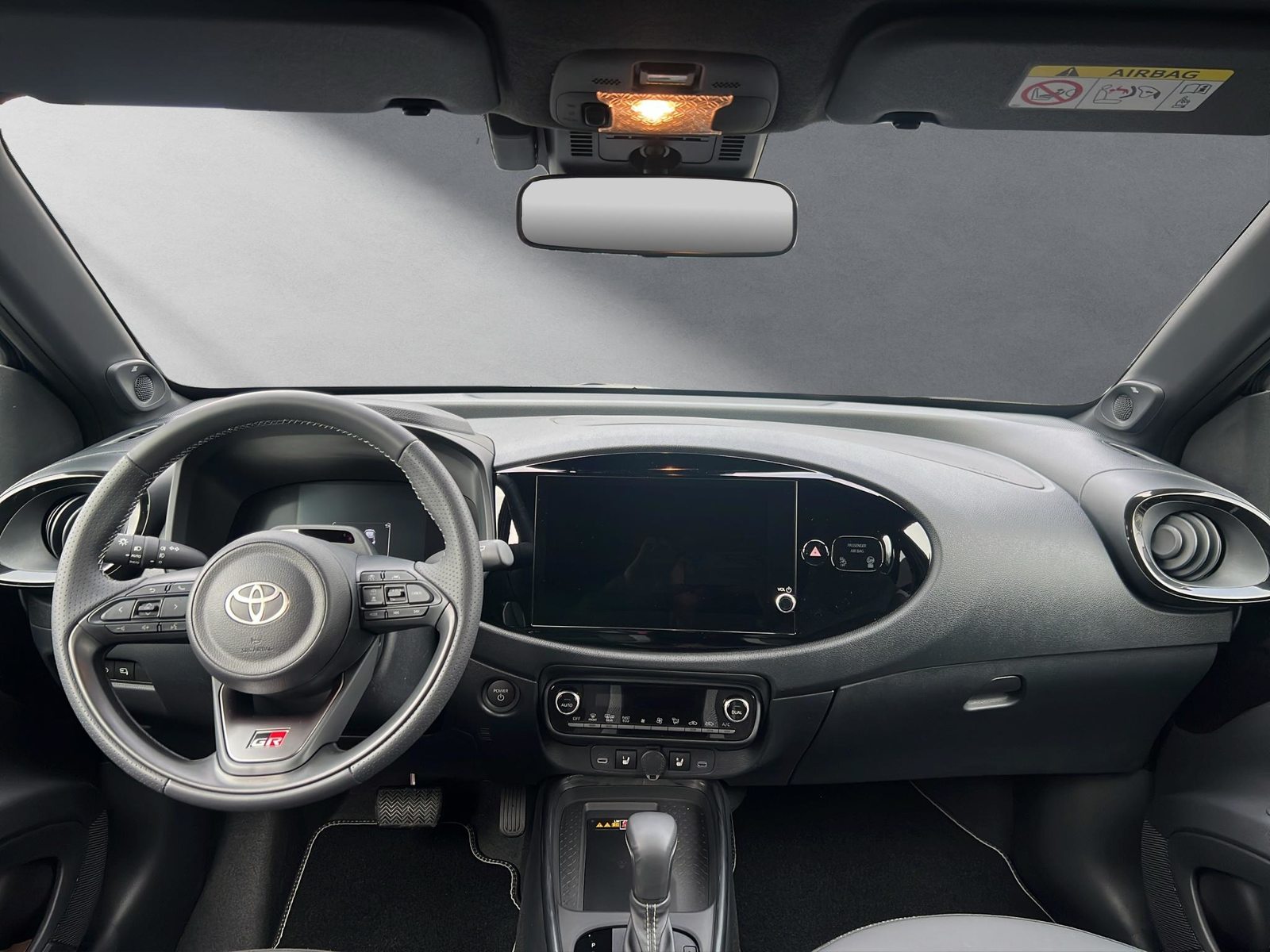 TOYOTA Aygo X 1.5 VVT-i HSD GR Sport, Hybride Intégral Essence/Électricité, Voiture de démonstration, Automatique - 4