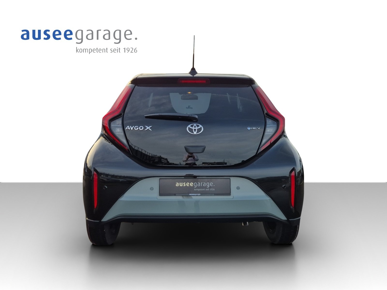 TOYOTA Aygo X 1.5 VVT-i HSD Trend, Full-Hybrid Petrol/Electric, Ex-demonstrator, Automatic - 4