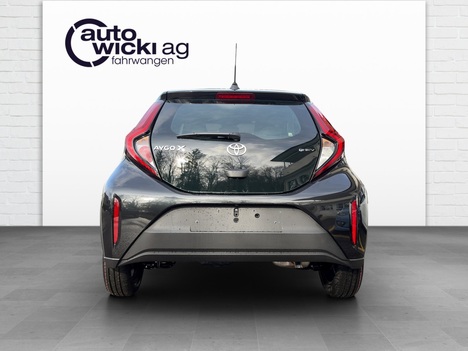 TOYOTA Aygo X 1.5 VVT-i HSD Comfort, Hybride Intégral Essence/Électricité, Voiture de démonstration, Automatique - 3