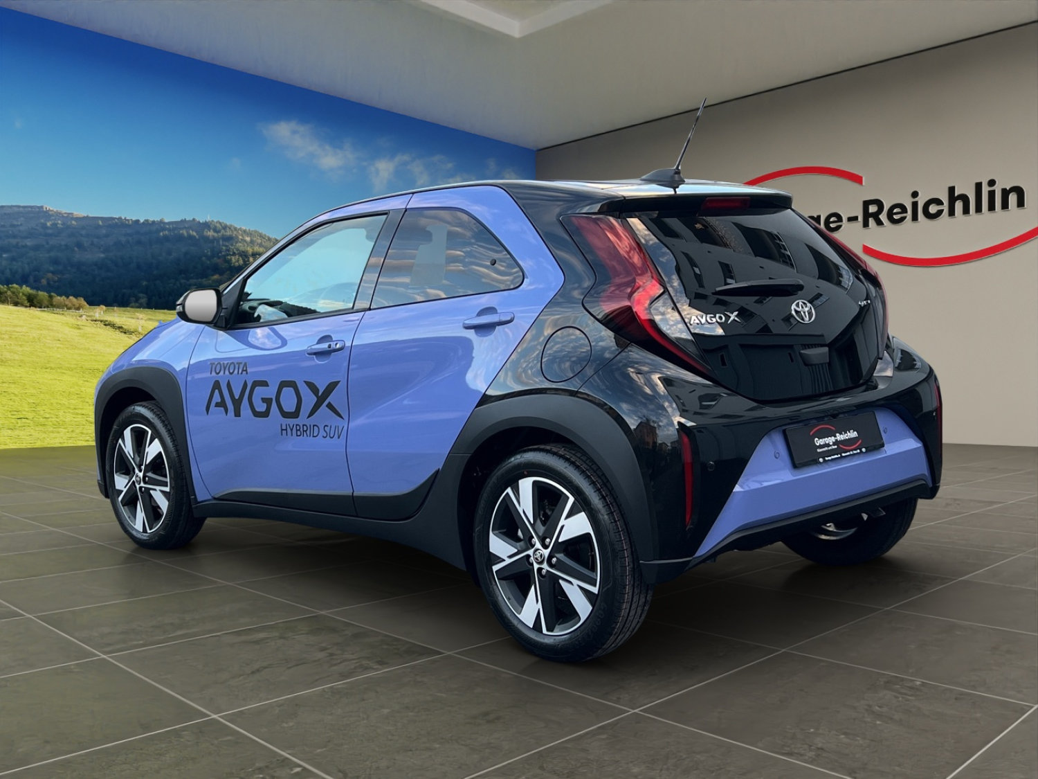 TOYOTA Aygo X 1.5 VVT-i HSD Trend, Hybride Intégral Essence/Électricité, Voiture de démonstration, Automatique - 3