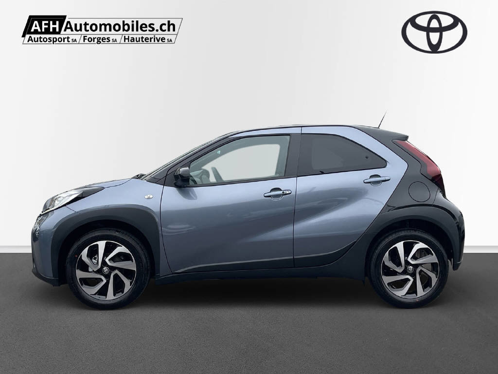 TOYOTA Aygo X 1.0 VVT-i Trend, Petrol, Ex-demonstrator, Automatic - 2