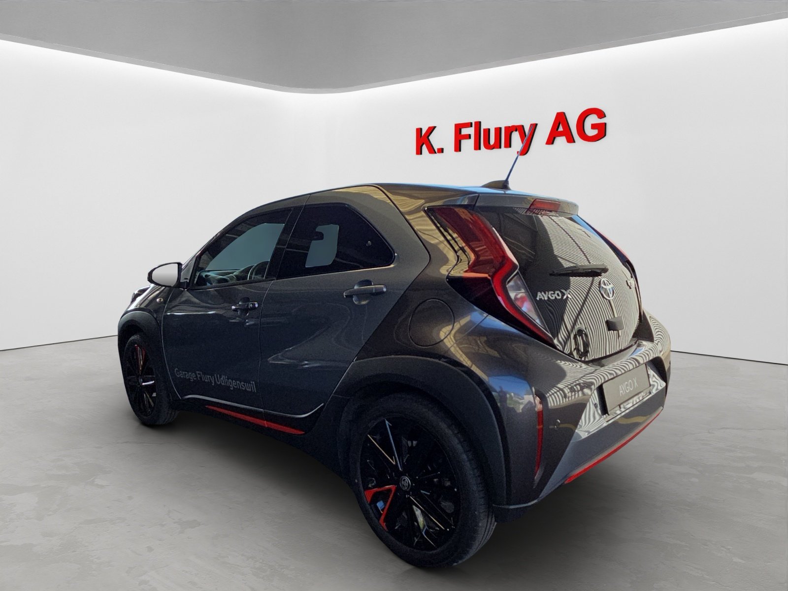 TOYOTA Aygo X 1.5 Hybrid Trend CVT, Hybride Intégral Essence/Électricité, Voiture de démonstration, Automatique - 3