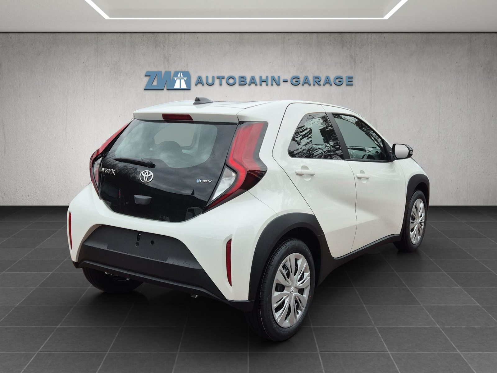 TOYOTA Aygo X 1.5 VVT-i HSD Comfort, Hybride Intégral Essence/Électricité, Voiture nouvelle, Automatique - 5