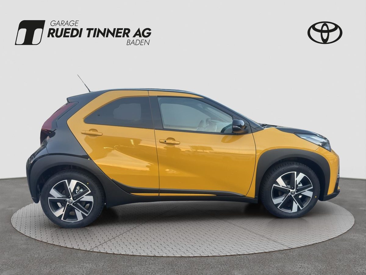 TOYOTA Aygo X 1.5 VVT-i HSD GR Sport, Full-Hybrid Petrol/Electric, Ex-demonstrator, Automatic - 4