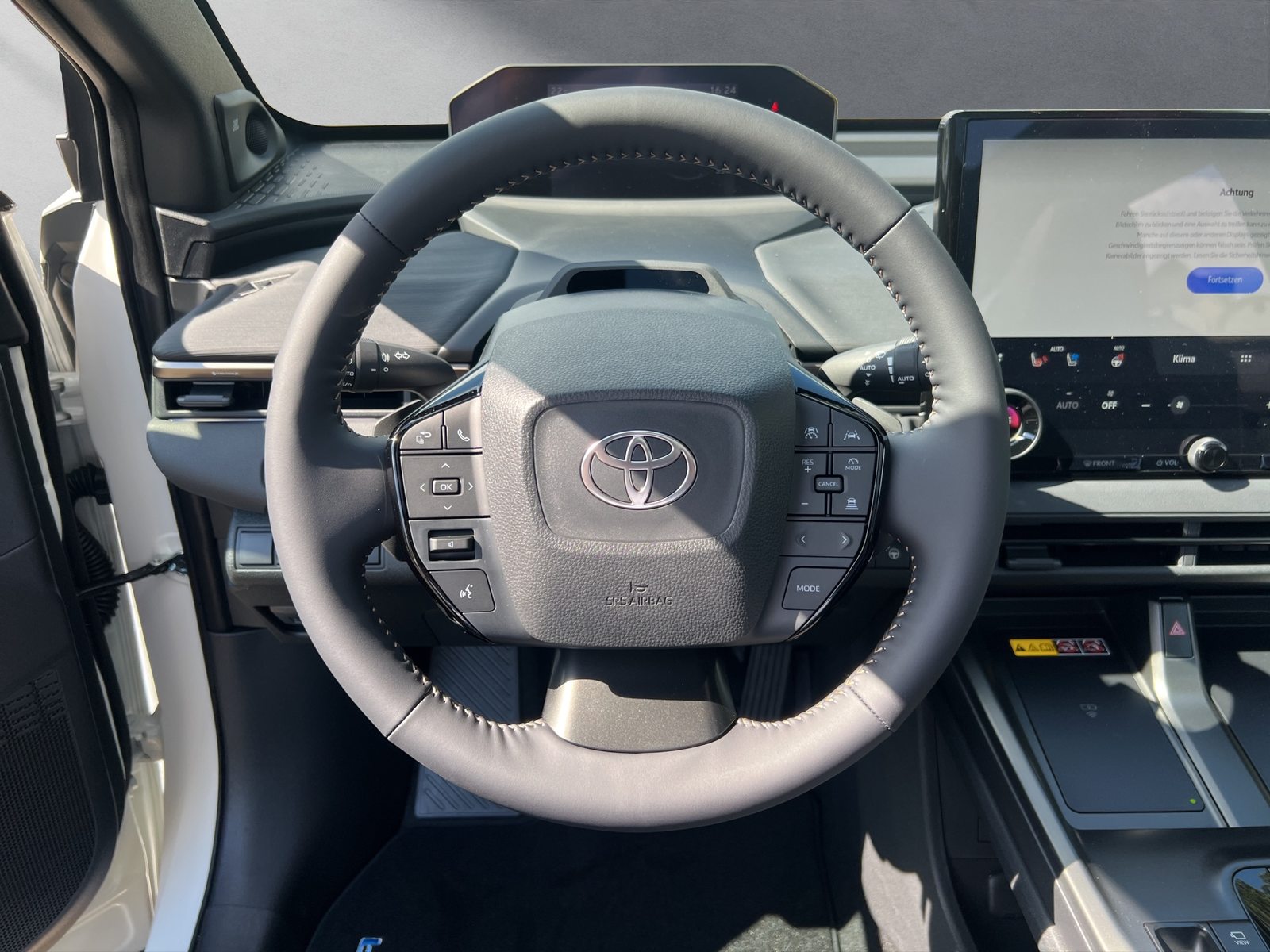 TOYOTA bZ4X Touring Premium AWD, Electric, New car, Automatic - 5