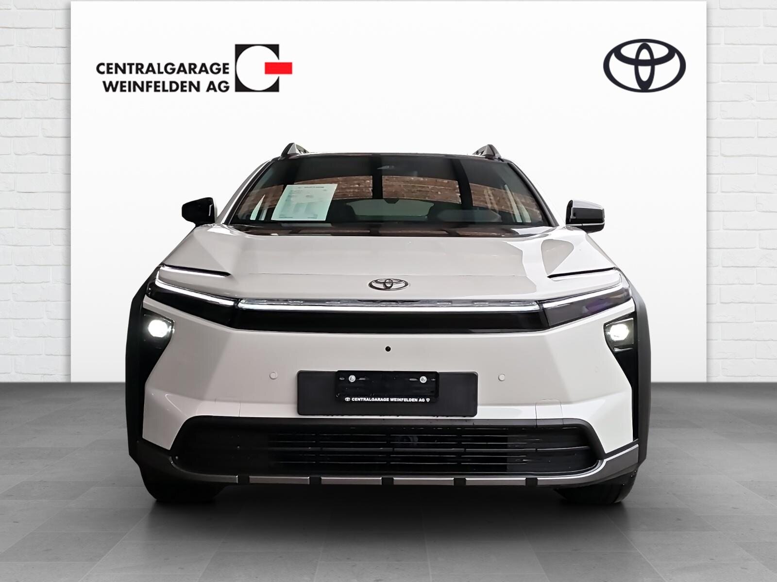 TOYOTA bZ4X Touring Premium AWD, Electric, New car, Automatic - 2