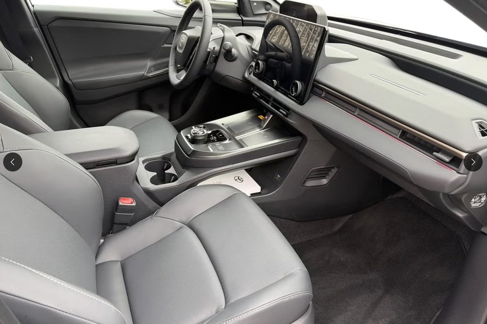 TOYOTA bZ4X Premium 73,1 kWh, Électrique, Occasion / Utilisé, Automatique - 2