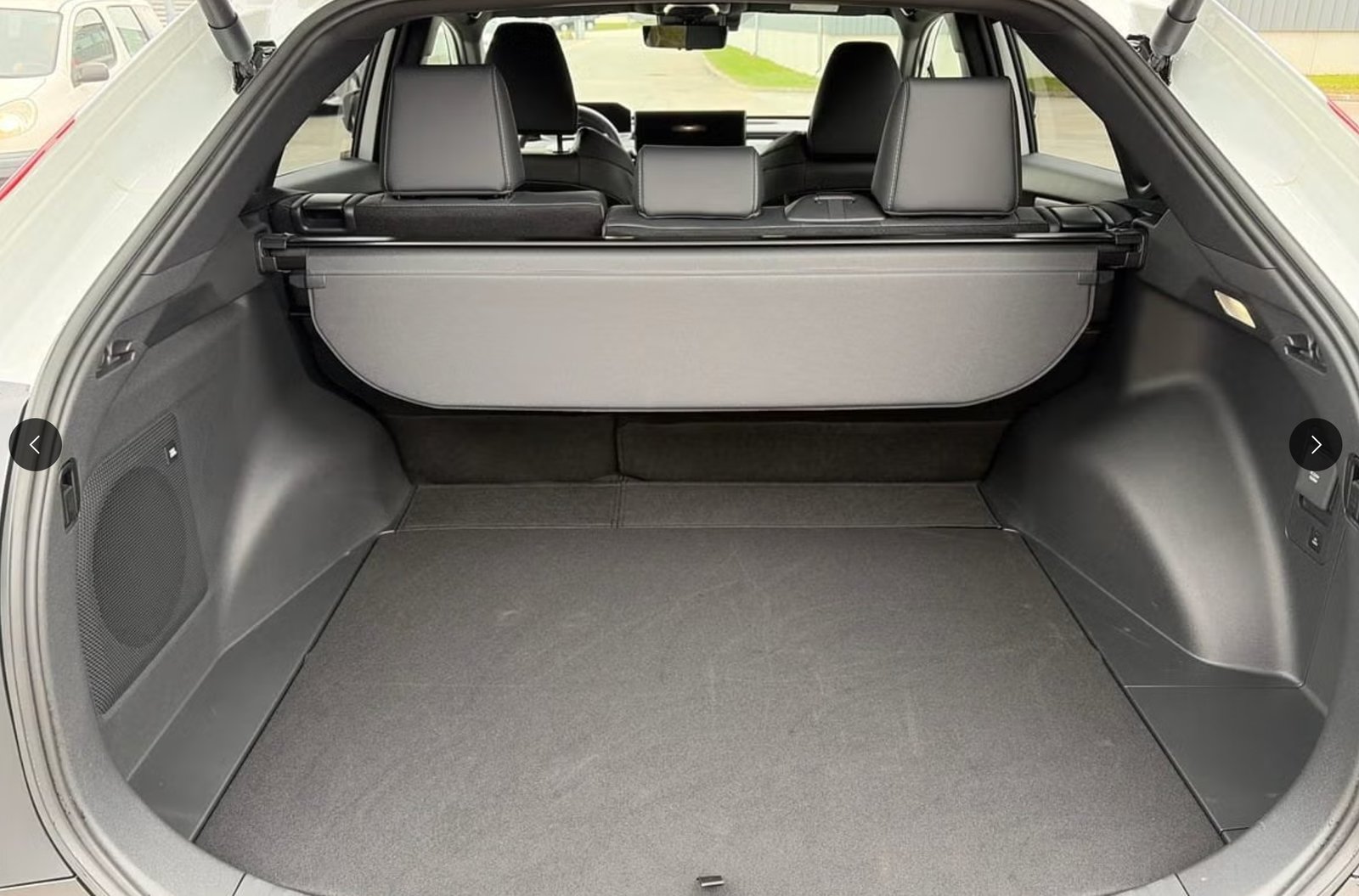 TOYOTA bZ4X Premium 73,1 kWh, Électrique, Occasion / Utilisé, Automatique - 5
