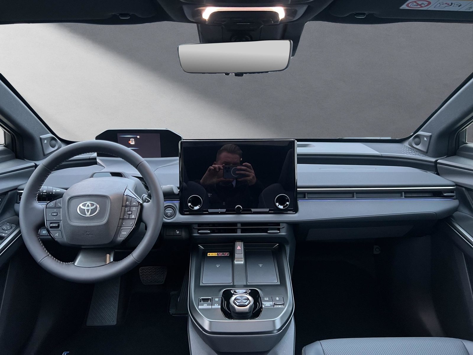 TOYOTA bZ4X Premium AWD, Elettrica, Auto nuove, Automatico - 4