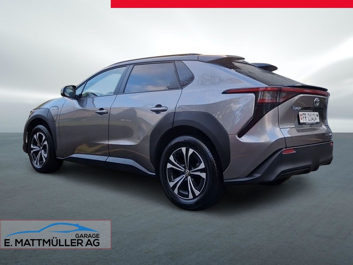 TOYOTA bZ4X Premium AWD, Elektro, Occasion / Gebraucht, Automatik - 3