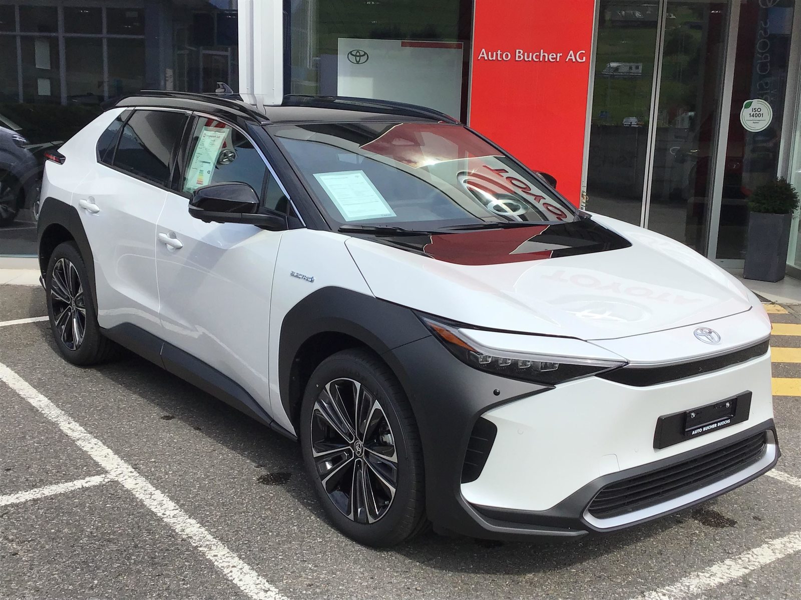 TOYOTA bZ4X Premium AWD, Electric, Second hand / Used, Automatic - 3
