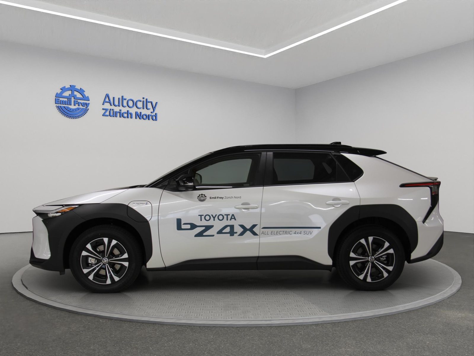 TOYOTA bZ4X Style AWD, Électrique, Occasion / Utilisé, Automatique - 4