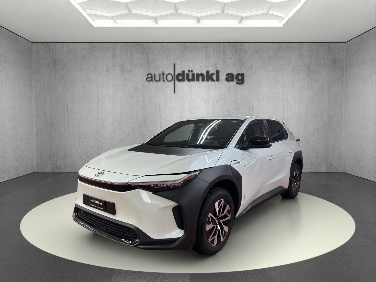 TOYOTA bZ4X Style 71,4 kWh 4WD