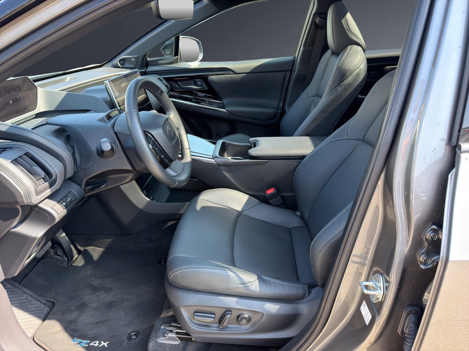 TOYOTA bZ4X Premium 71,4 kWh 4WD, Elektro, Occasion / Gebraucht, Automatik - 6