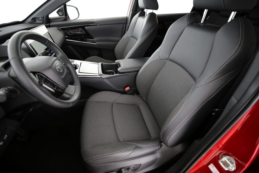 TOYOTA bZ4X Style AWD, Électrique, Occasion / Utilisé, Automatique - 4