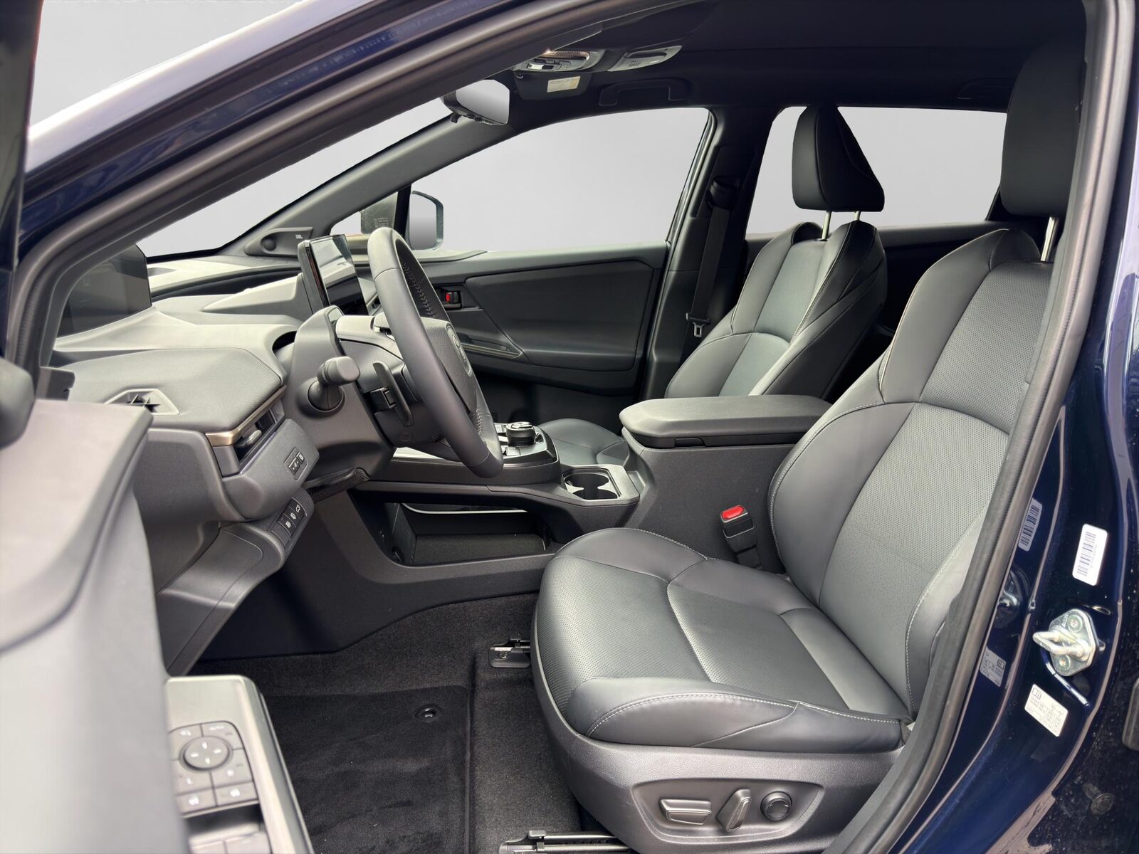 TOYOTA bZ4X Premium AWD, Elektro, Occasion / Gebraucht, Automatik - 2