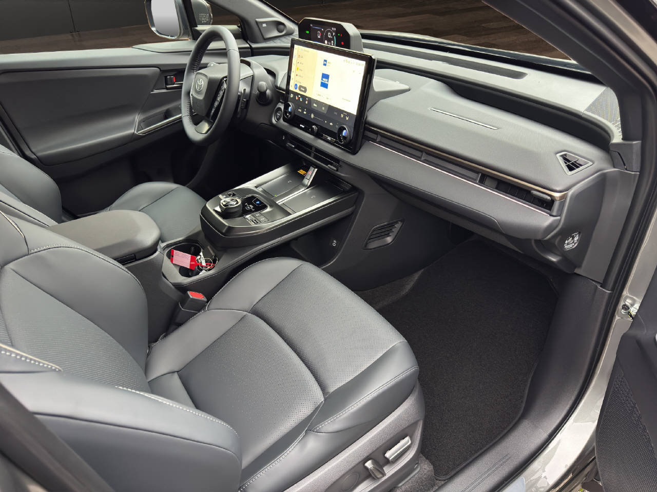 TOYOTA bZ4X Premium AWD, Electric, Ex-demonstrator, Automatic - 7