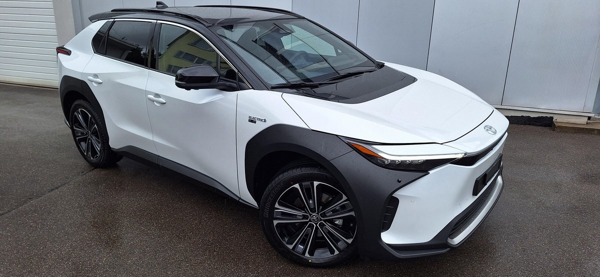 TOYOTA bZ4X Premium AWD 3-Phasen-11KW OBC
