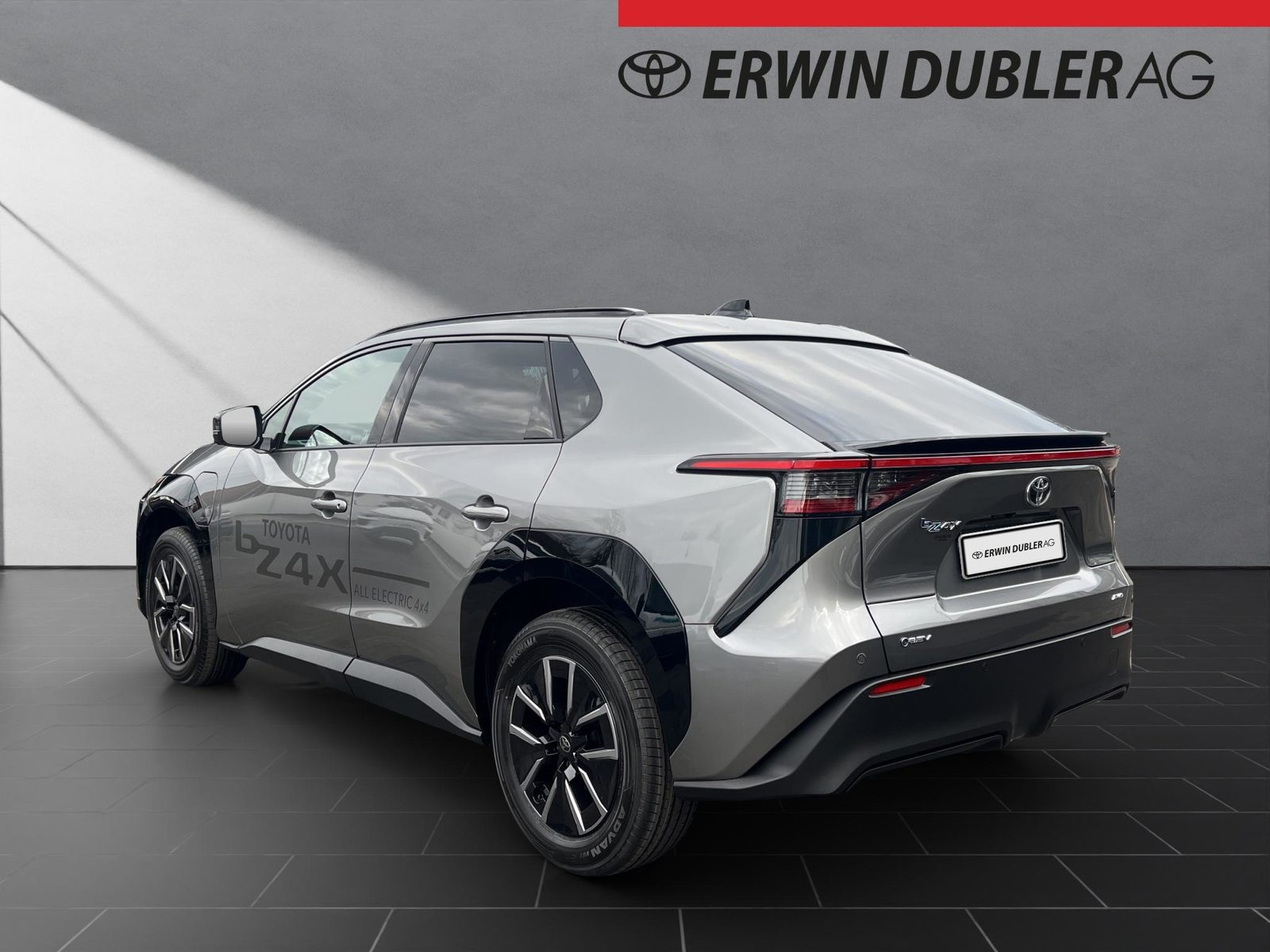 TOYOTA bZ4X Style AWD, Electric, New car, Automatic - 3