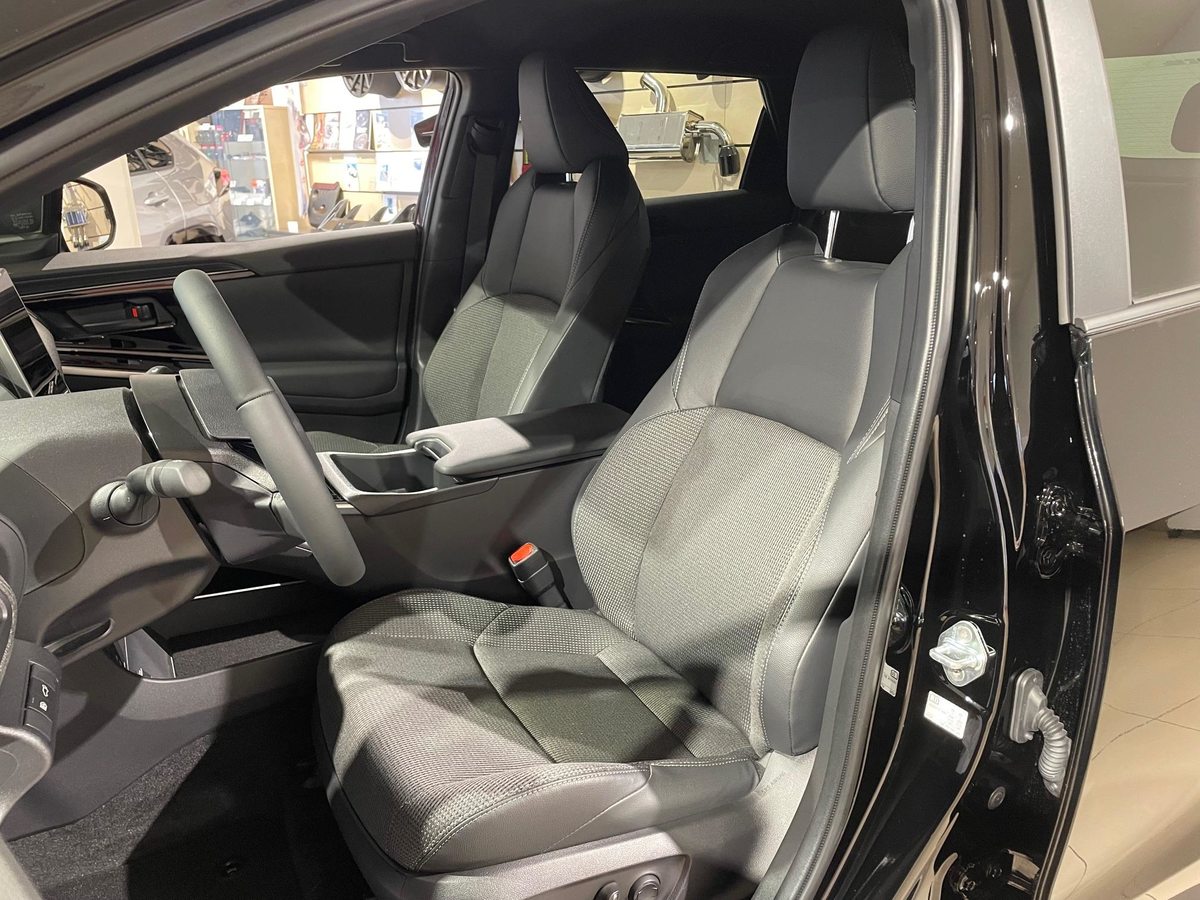 TOYOTA bZ4X Style, Elektro, Occasion / Gebraucht, Automat - 6