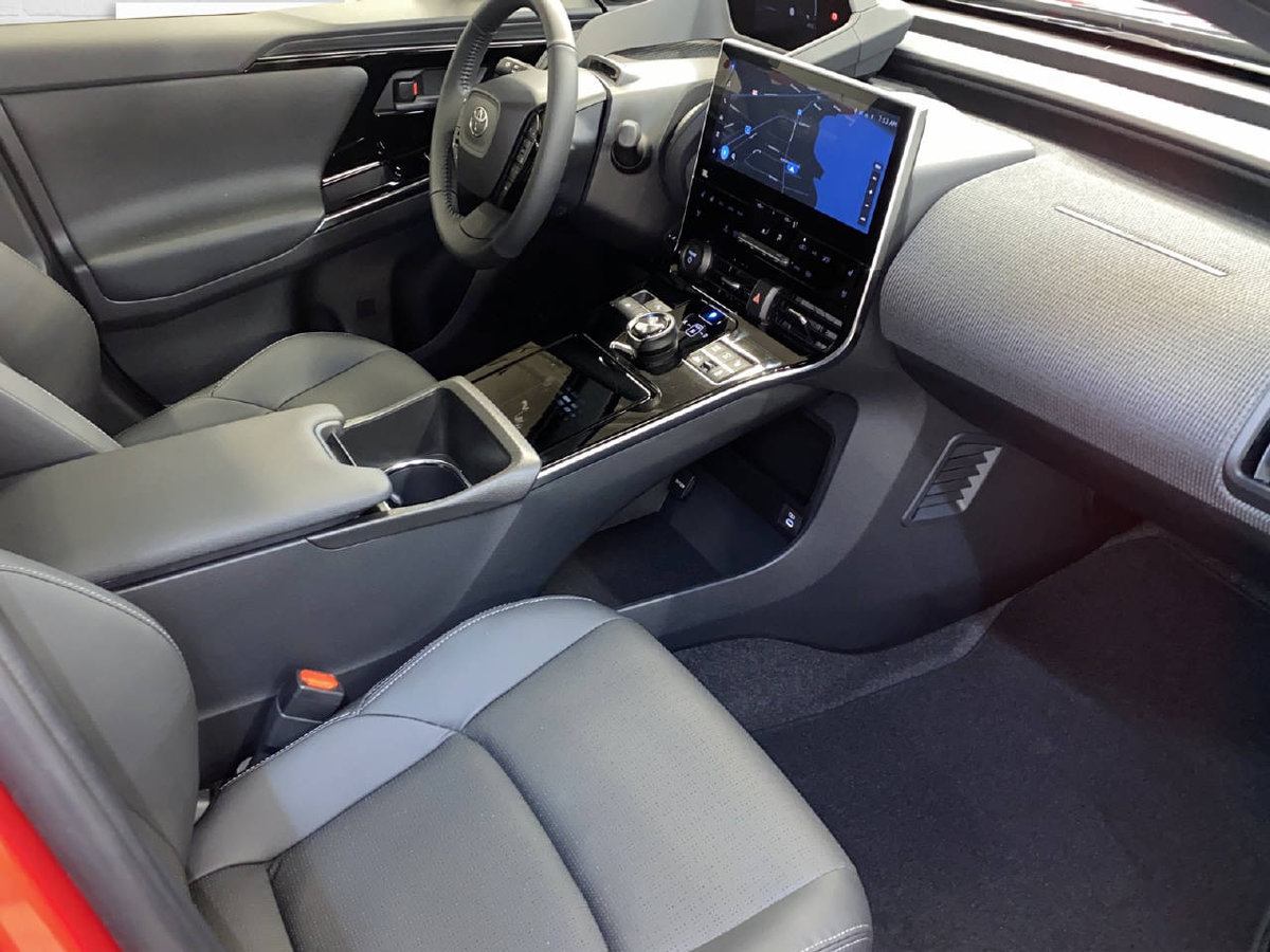 TOYOTA bZ4X Premium AWD, Electric, Ex-demonstrator, Automatic - 7