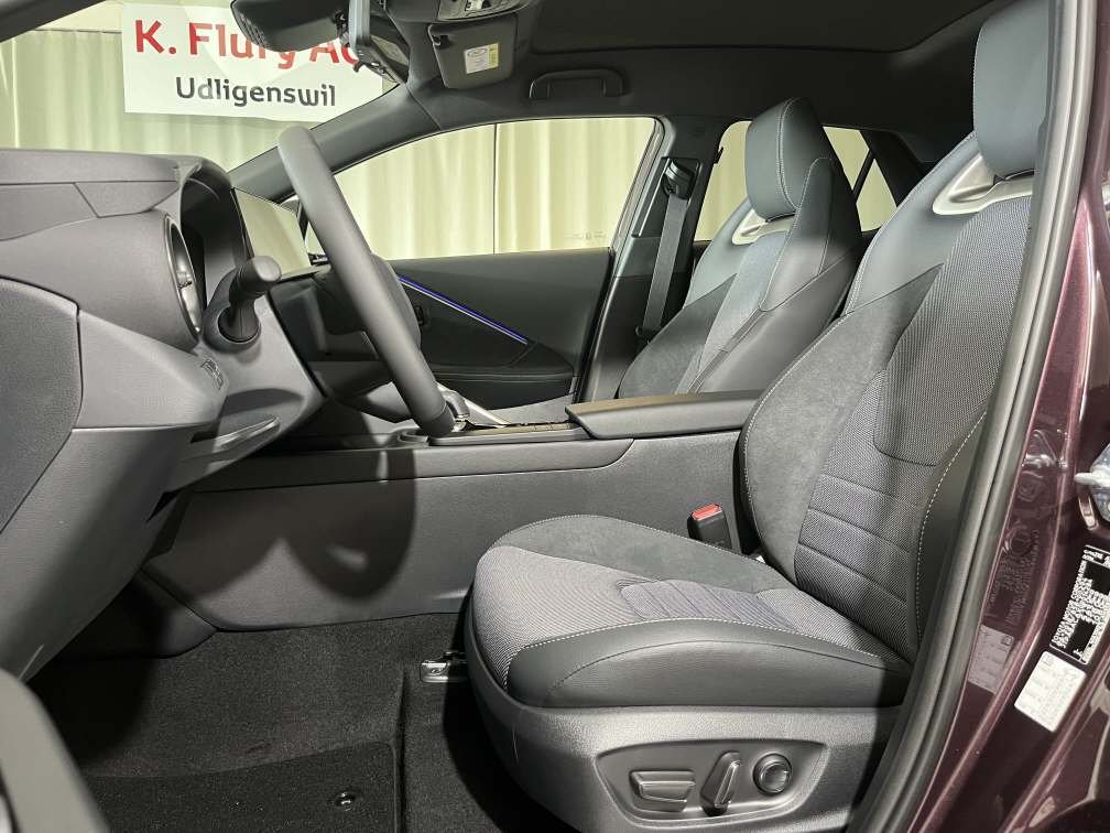 TOYOTA C-HR 2.0 PHEV Style, Plug-in-Hybrid Benzina/Elettrica, Auto nuove, Automatico - 5