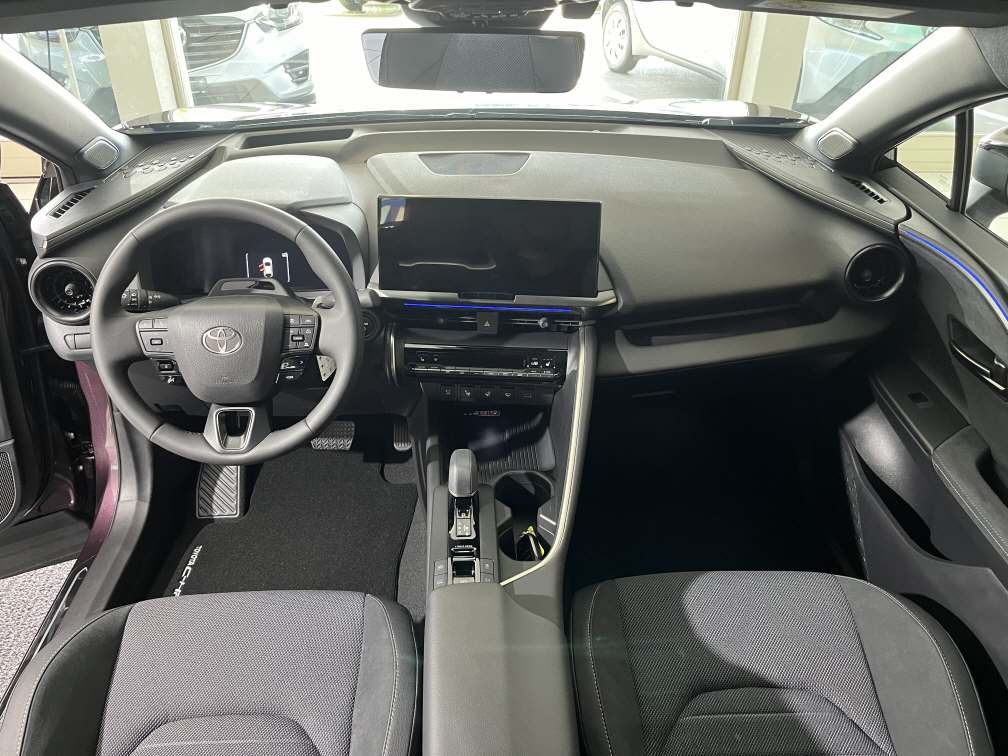 TOYOTA C-HR 2.0 PHEV Style, Plug-in-Hybrid Benzina/Elettrica, Auto nuove, Automatico - 6