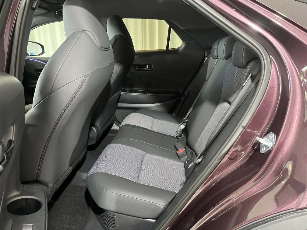 TOYOTA C-HR 2.0 PHEV Style, Plug-in-Hybrid Benzina/Elettrica, Auto nuove, Automatico - 7