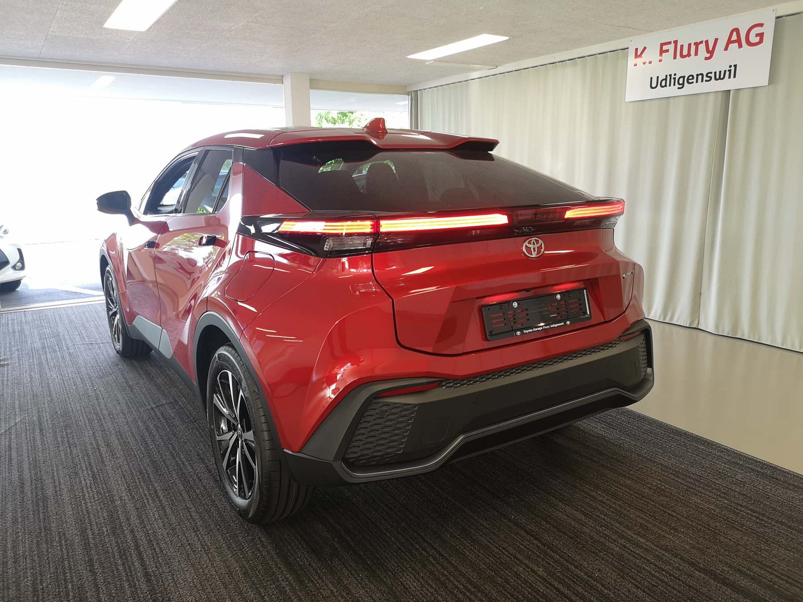 TOYOTA C-HR 2.0 PHEV Swiss Edition, Hybride Rechargeable Essence/Électricité, Voiture nouvelle, Automatique - 3