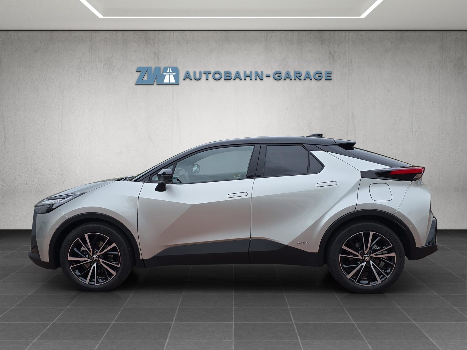 TOYOTA C-HR 2.0 HEV Style 4x4, Voll-Hybrid Benzin/Elektro, Neuwagen, Automatik - 2