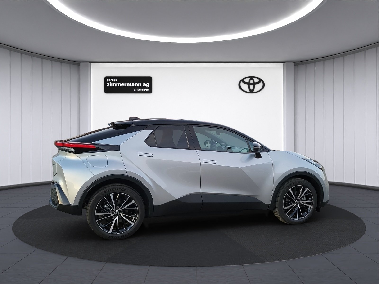 TOYOTA C-HR 2.0 PHEV Style, Plug-in-Hybrid Petrol/Electric, New car, Automatic - 6