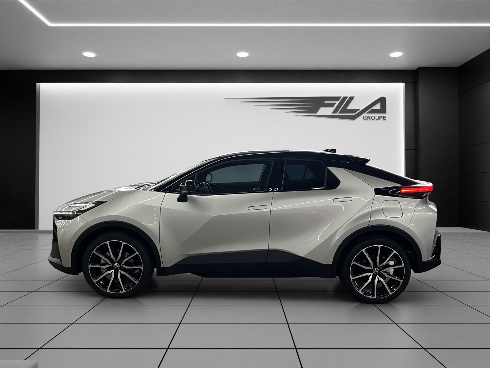 TOYOTA C-HR 2.0 PHEV GR Sport, Plug-in-Hybrid Benzina/Elettrica, Auto nuove, Automatico - 4