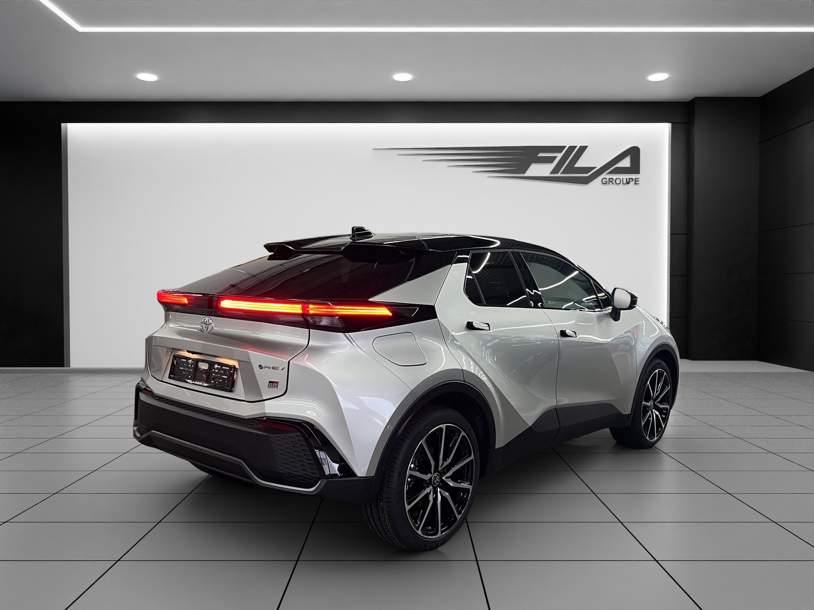 TOYOTA C-HR 2.0 PHEV GR Sport, Plug-in-Hybrid Benzina/Elettrica, Auto nuove, Automatico - 6
