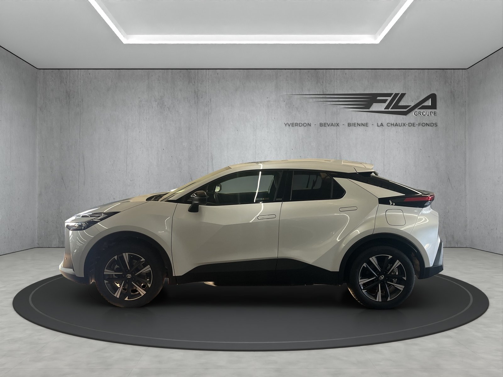 TOYOTA C-HR 2.0 PHEV Swiss Edition, Plug-in-Hybrid Benzina/Elettrica, Auto nuove, Automatico - 4