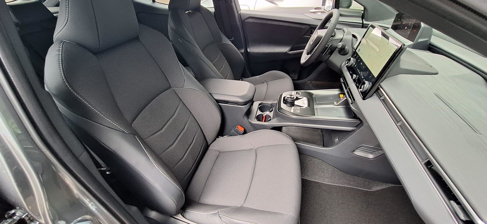 TOYOTA C-HR+ Style AWD, Électrique, Voiture nouvelle, Automatique - 7