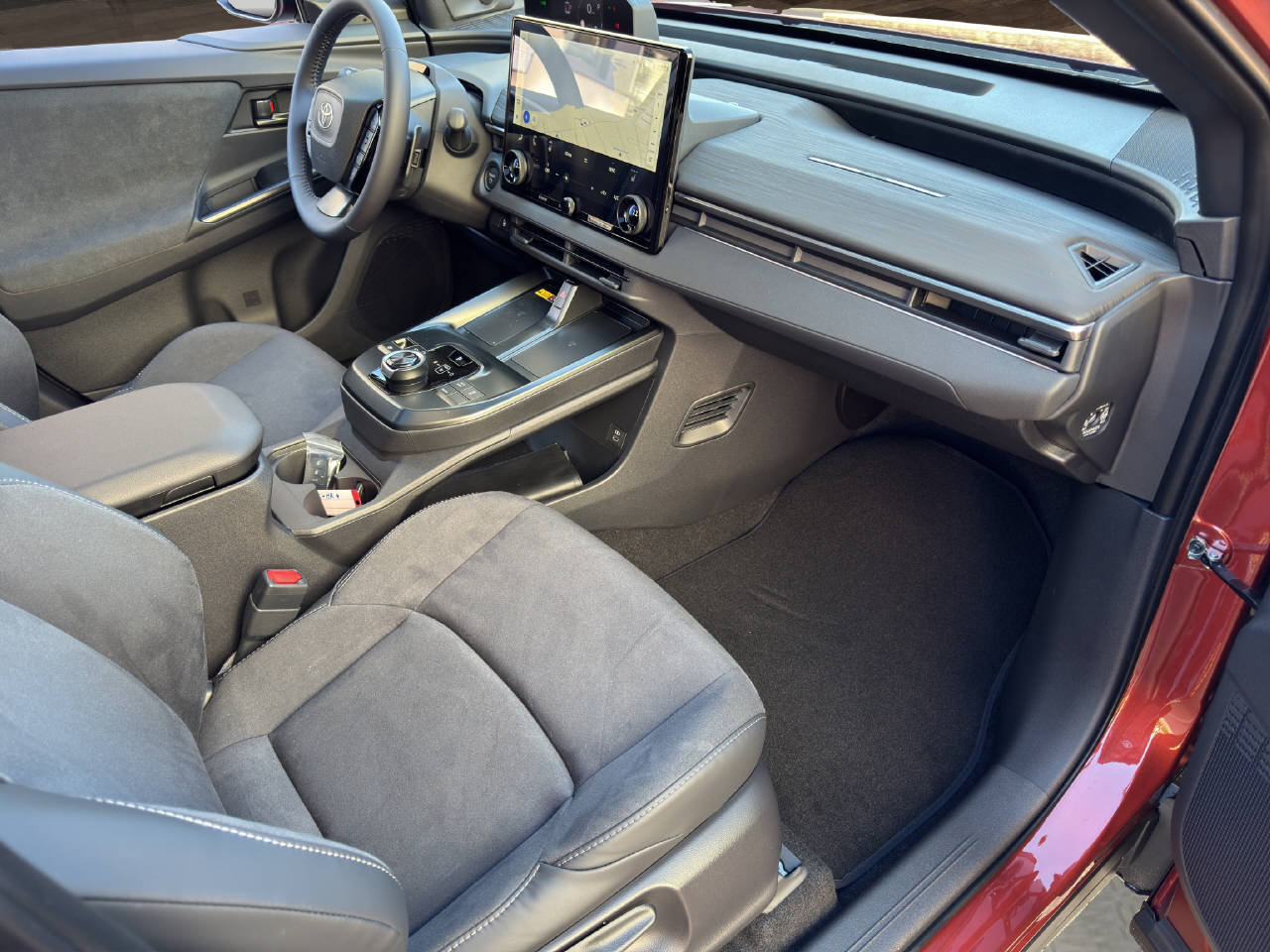TOYOTA C-HR+ Premium AWD, Elektro, Neuwagen, Automatik - 7