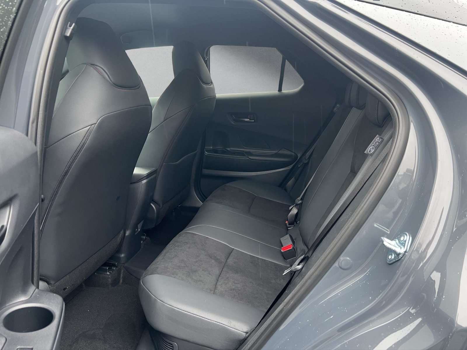 TOYOTA C-HR 2.0 PHEV GR Sport, Plug-in-Hybrid Benzin/Elektro, Neuwagen, Automatik - 6