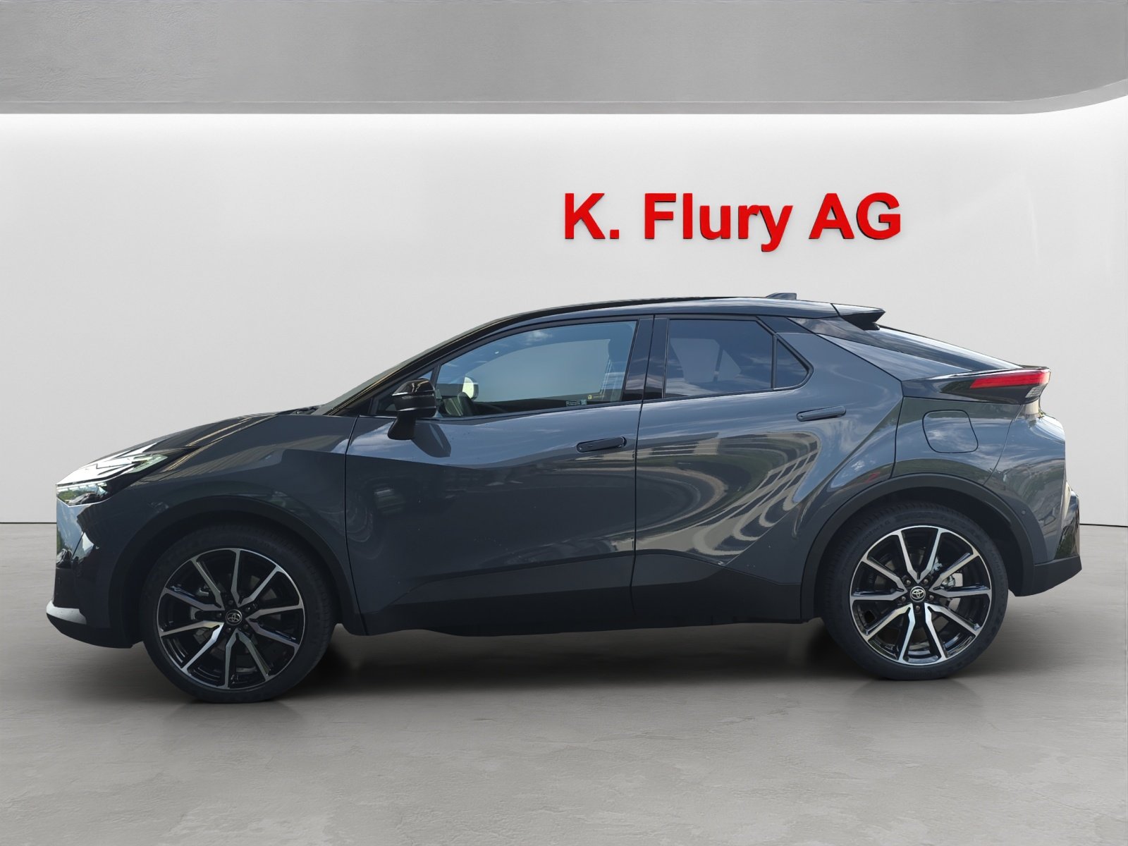 TOYOTA C-HR 2.0 PHEV GR Sport, Plug-in-Hybrid Petrol/Electric, New car, Automatic - 2