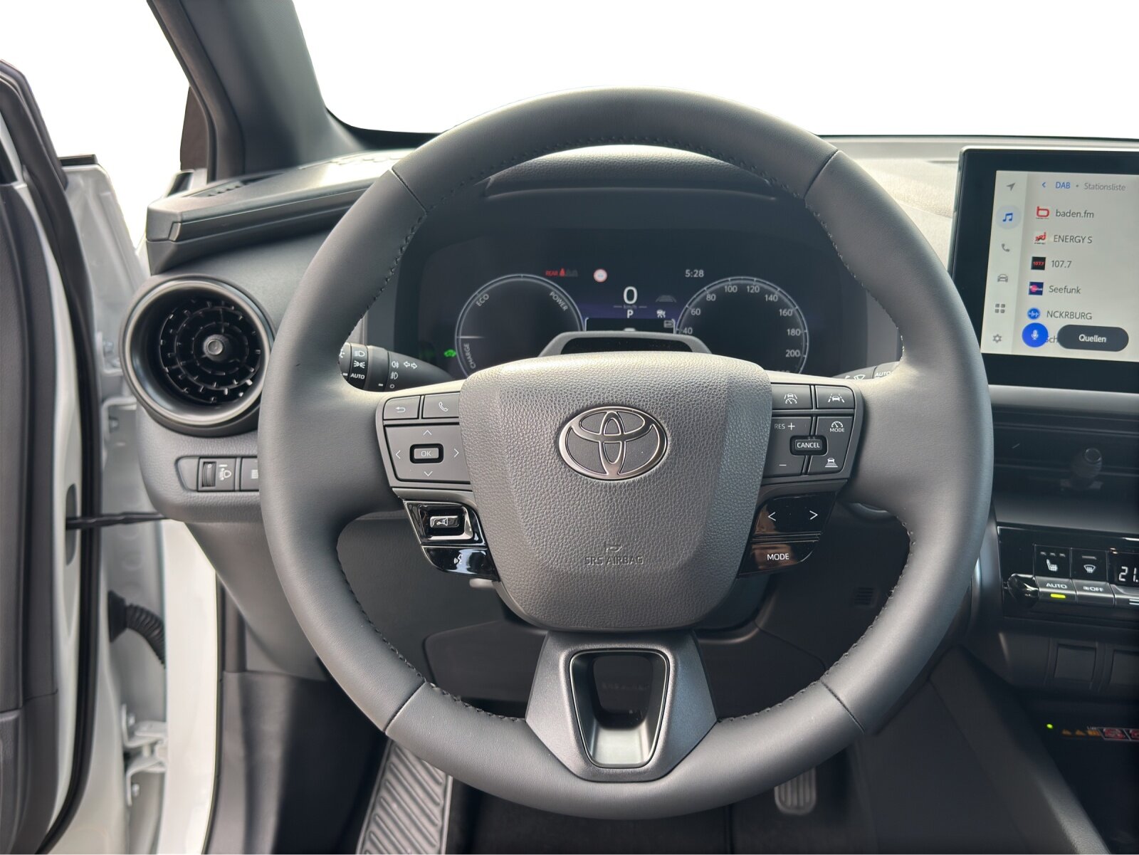 TOYOTA C-HR 2.0 HEV Swiss Edition 4x4, Hybride Integrale Benzina/Elettrica, Auto nuove, Automatico - 6