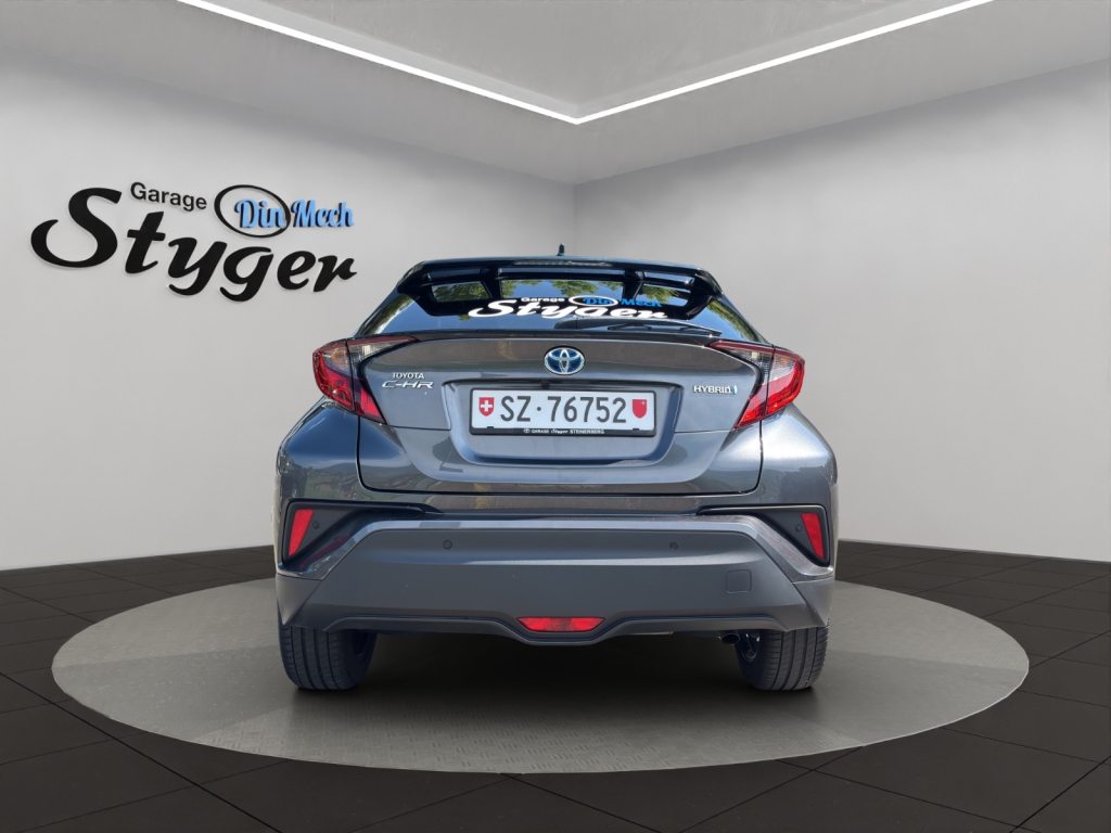 TOYOTA C-HR 1.8, Full-Hybrid Petrol/Electric, Second hand / Used, Automatic - 5