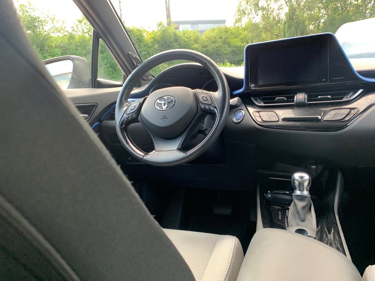 TOYOTA C-HR 1.8 HSD CVT Trend, Full-Hybrid Petrol/Electric, Second hand / Used, Automatic - 7