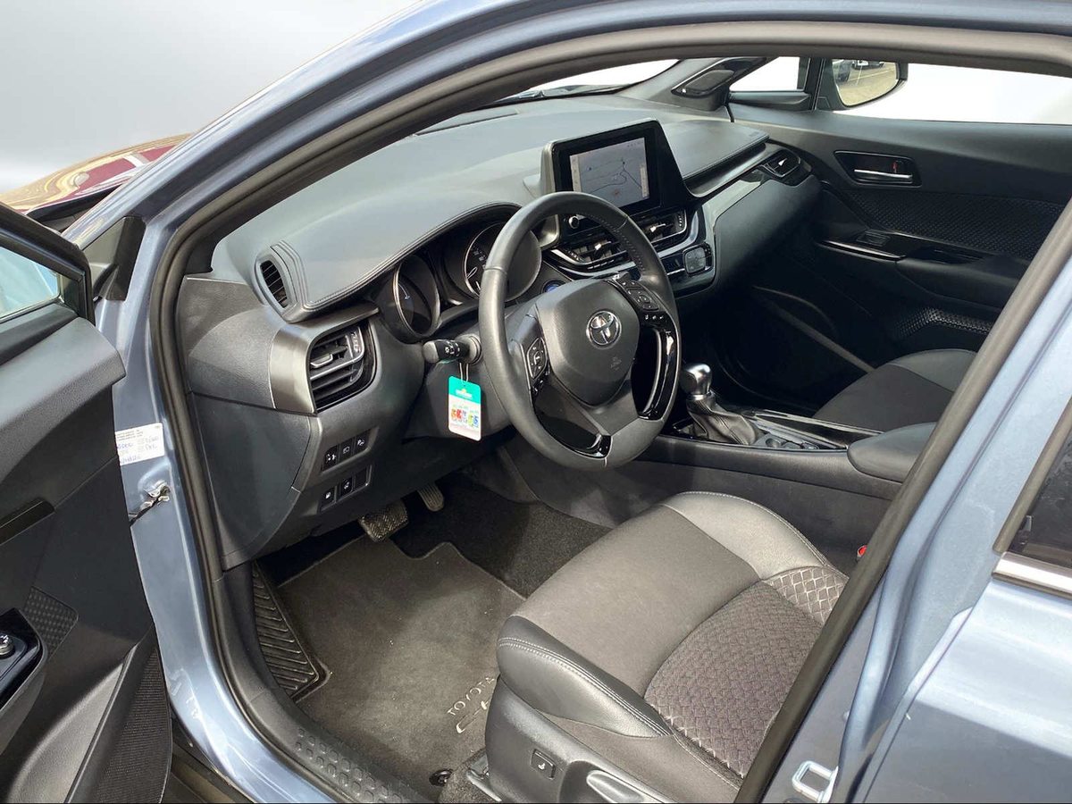 TOYOTA C-HR 1.8 VVTi HSD Trend, Voll-Hybrid Benzin/Elektro, Occasion / Gebraucht, Automatik - 5