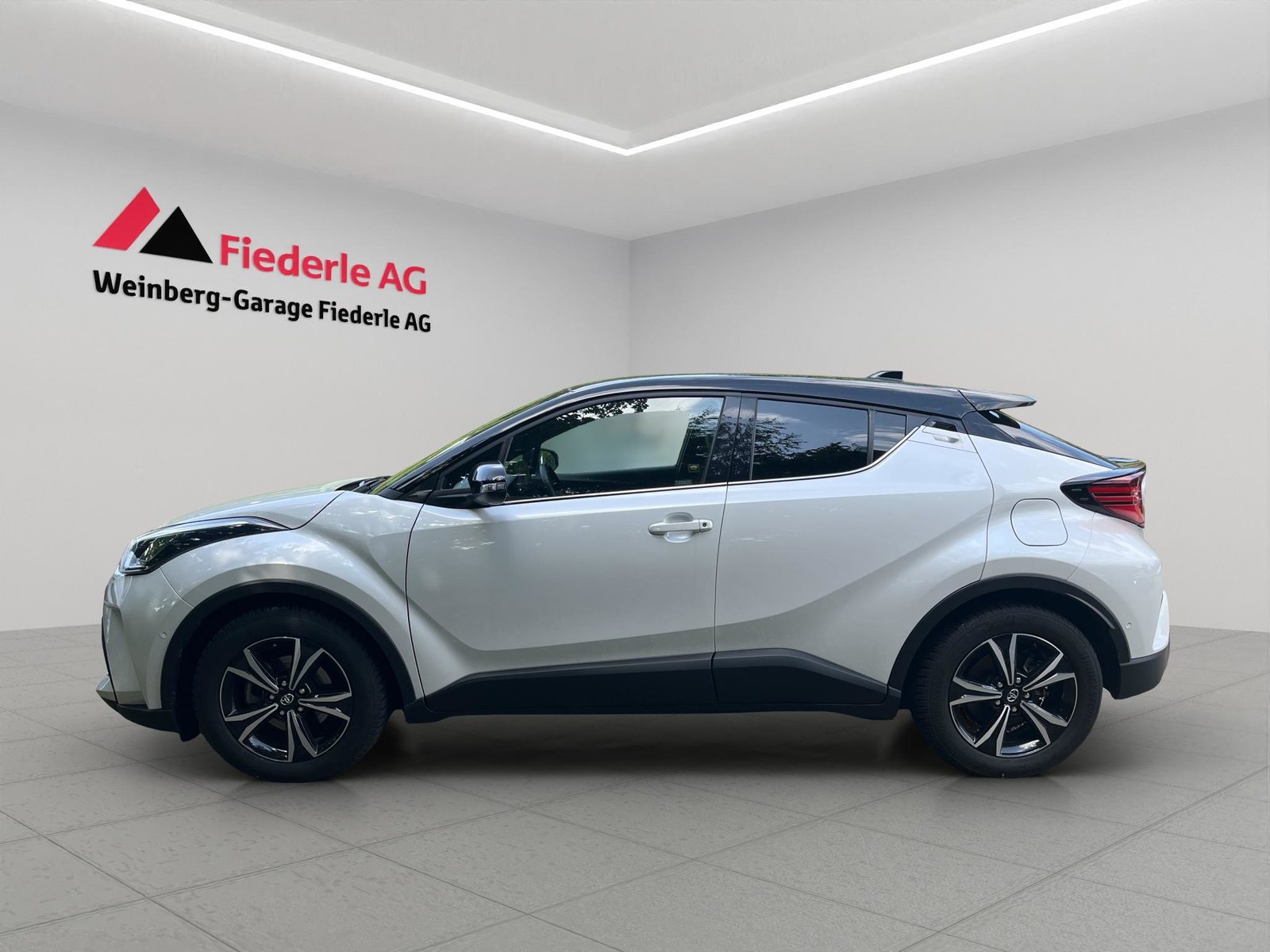 TOYOTA C-HR 2.0 VVTi HSD Move, Hybride Integrale Benzina/Elettrica, Occasioni / Usate, Automatico - 3
