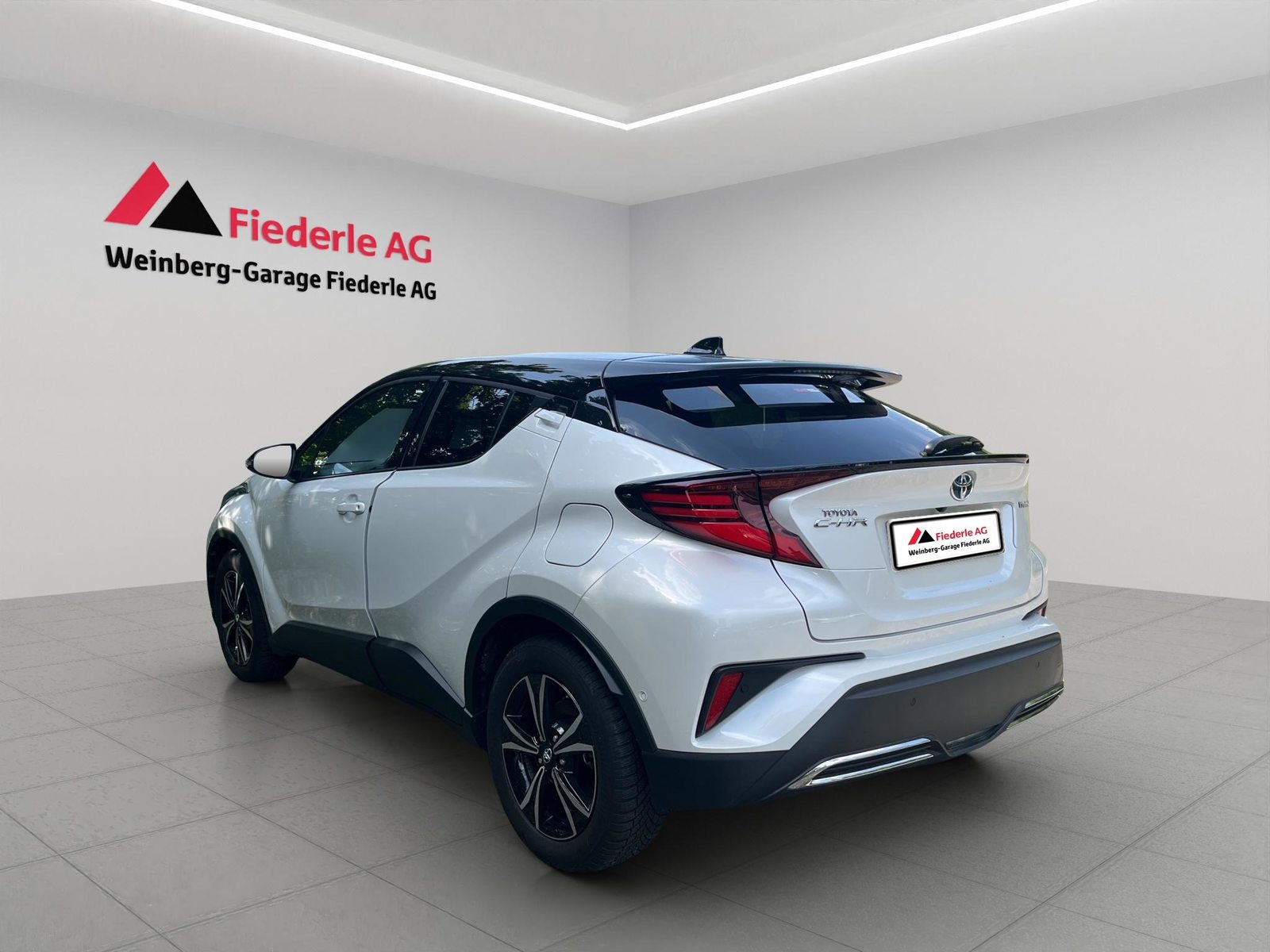 TOYOTA C-HR 2.0 VVTi HSD Move, Hybride Integrale Benzina/Elettrica, Occasioni / Usate, Automatico - 4