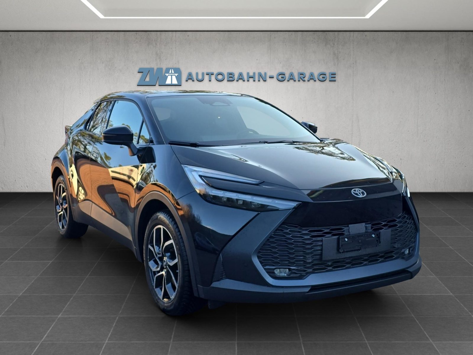 TOYOTA C-HR 2.0 PHEV Swiss Edition, Plug-in-Hybrid Benzin/Elektro, Occasion / Gebraucht, Automatik - 7