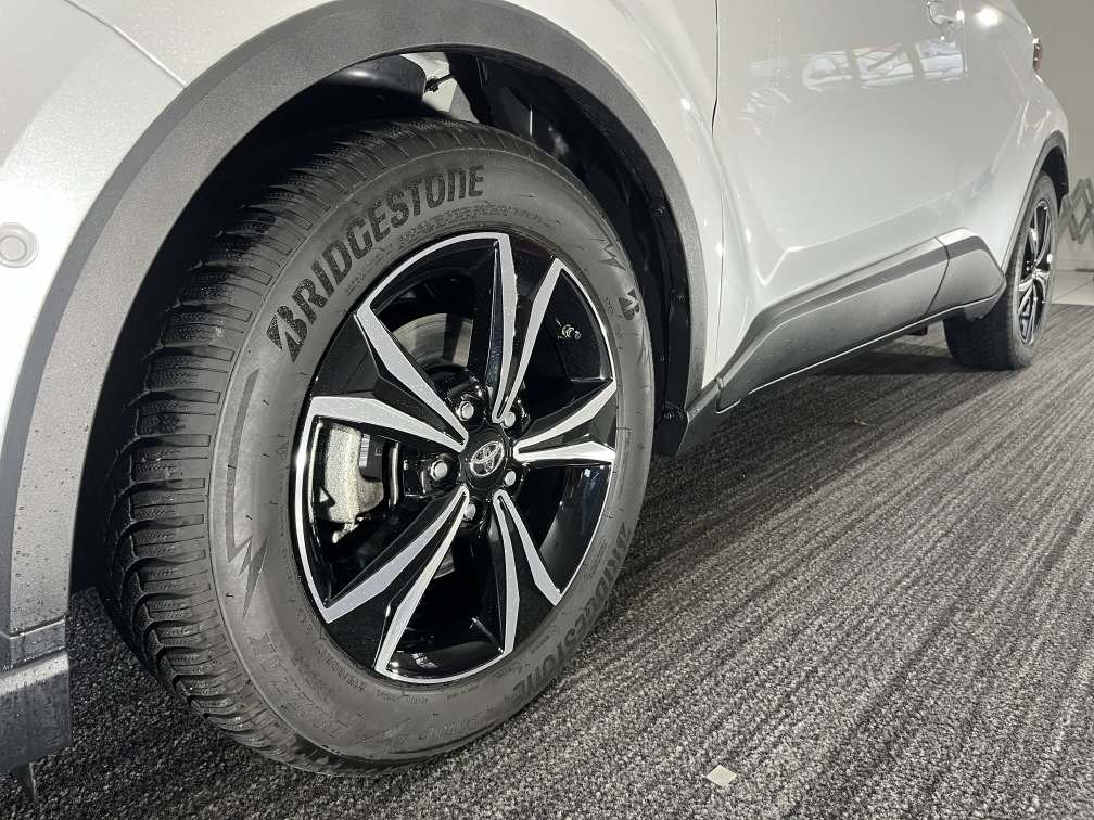 TOYOTA C-HR 2.0 VVTi HSD Move, Hybride Integrale Benzina/Elettrica, Occasioni / Usate, Automatico - 5