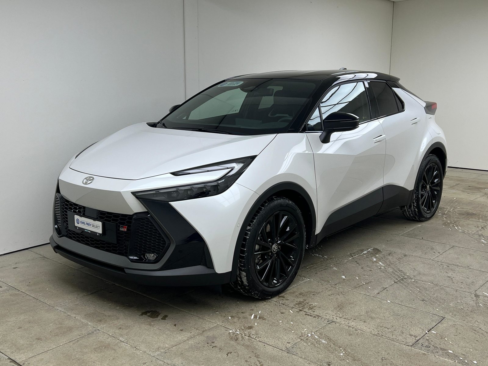 TOYOTA C-HR 2.0 PHEV GR Sport / ab 0,99% Leasing bei Abschluss eine, Plug-in-Hybrid Benzina/Elettrica, Occasioni / Usate, Automatico - 2