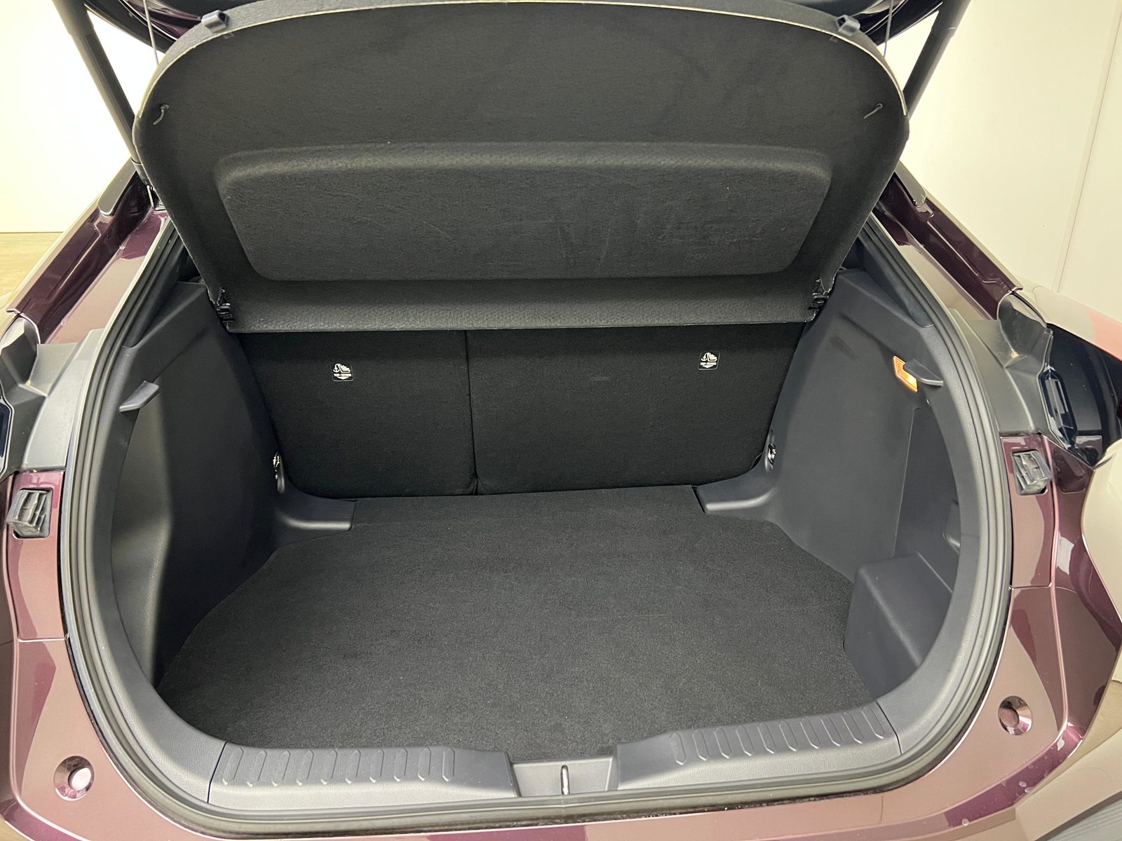 TOYOTA C-HR 2.0 HEV Trend 4x4 / Jetzt mit attraktivem 1.99% Leasing, Hybride Intégral Essence/Électricité, Occasion / Utilisé, Automatique - 6