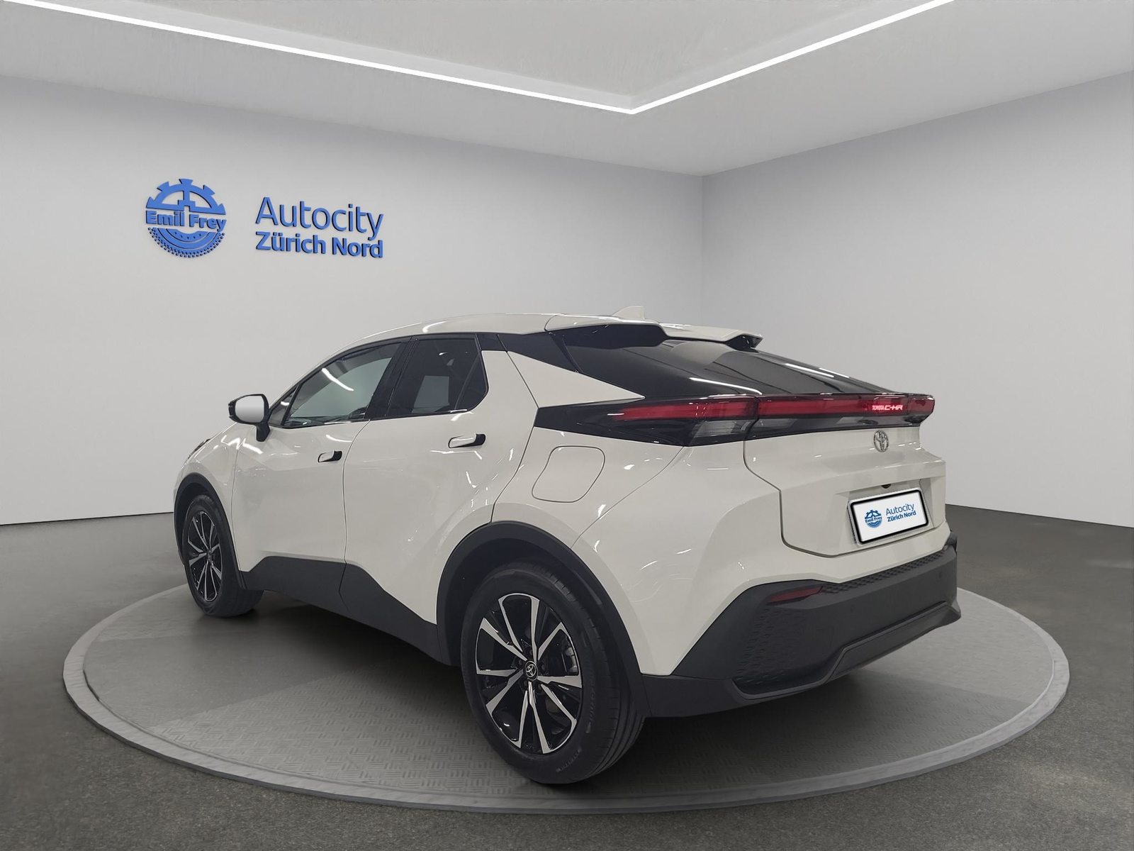 TOYOTA C-HR 1.8 HEV Trend, Hybride Intégral Essence/Électricité, Occasion / Utilisé, Automatique - 3
