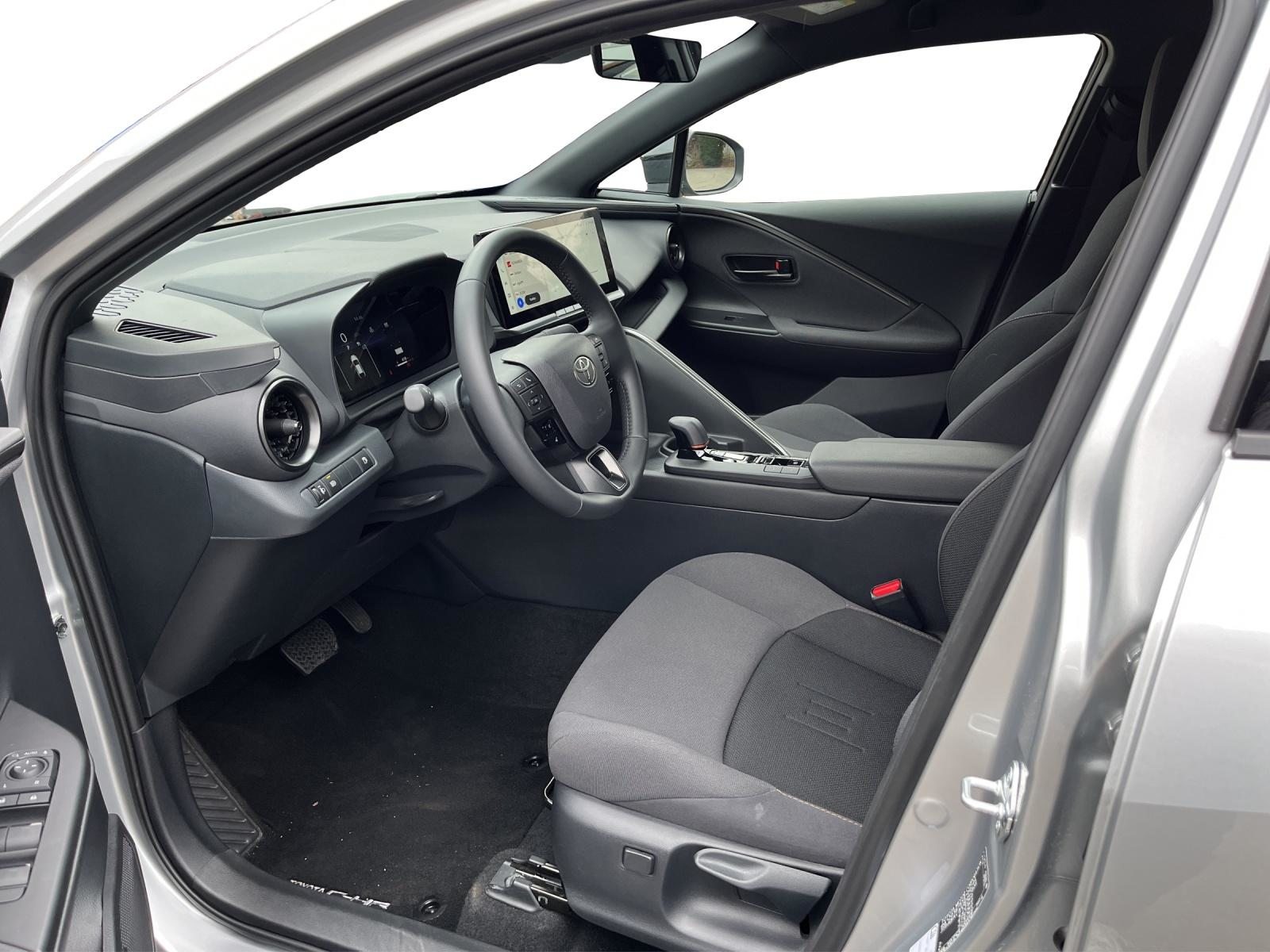 TOYOTA C-HR 2.0 PHEV Swiss Edition, Plug-in-Hybrid Benzin/Elektro, Occasion / Gebraucht, Automatik - 6